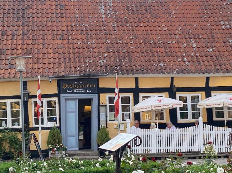 Idyllisk, Historisk Byhus Ved Fjorden I Mariager Exterior foto